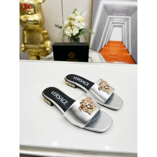 Versace slippers 107,Versace Slides,Slides Slippers,More Brands