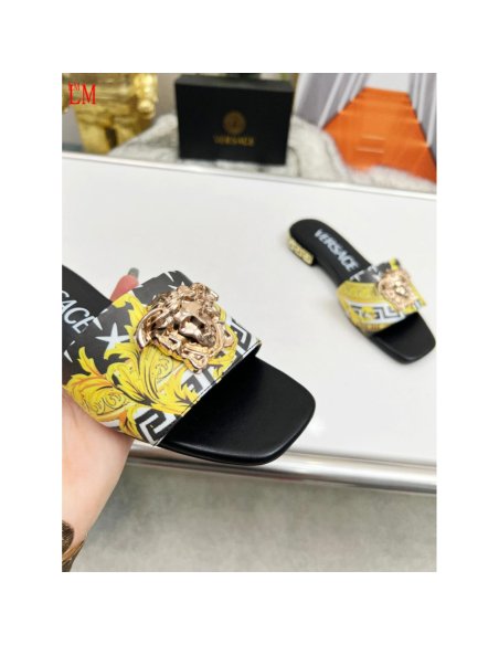 Versace slippers 115,Versace Slides,Slides Slippers,More Brands