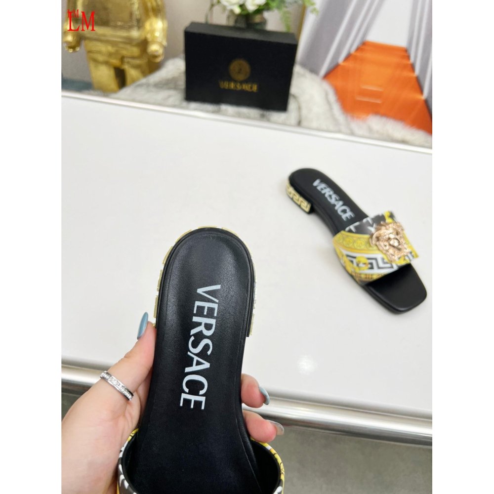 Versace slippers 115,Versace Slides,Slides Slippers,More Brands