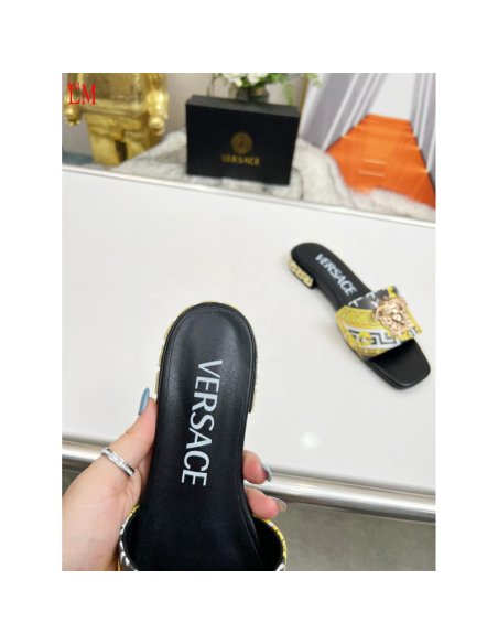 Versace slippers 115,Versace Slides,Slides Slippers,More Brands
