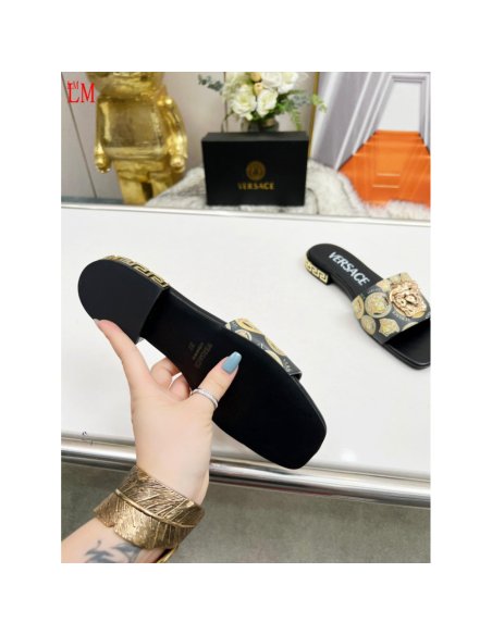 Versace slippers 117,Versace Slides,Slides Slippers,More Brands