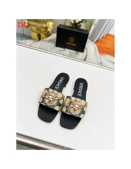 Versace slippers 117,Versace Slides,Slides Slippers,More Brands