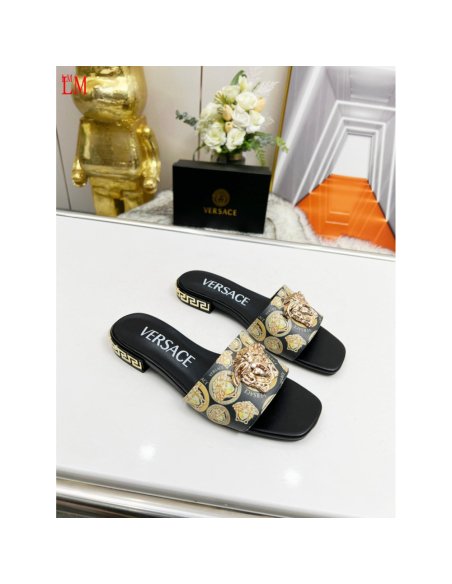 Versace slippers 117,Versace Slides,Slides Slippers,More Brands