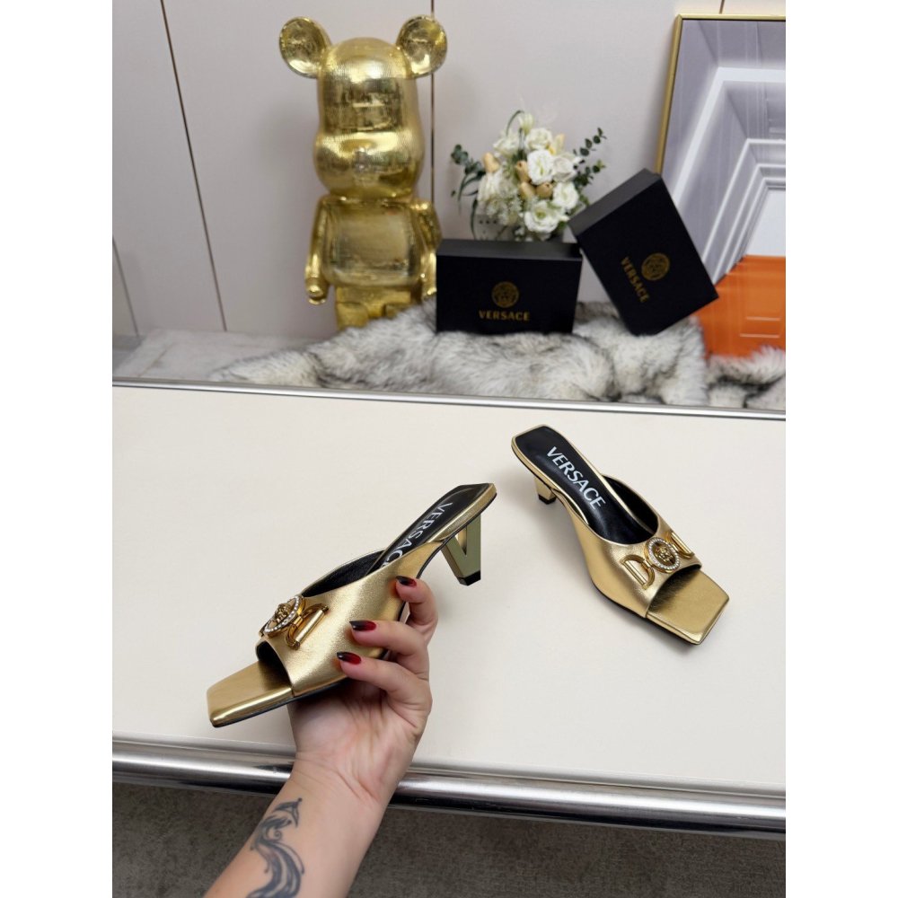 Versace slippers 126,Versace Slides,Slides Slippers,More Brands