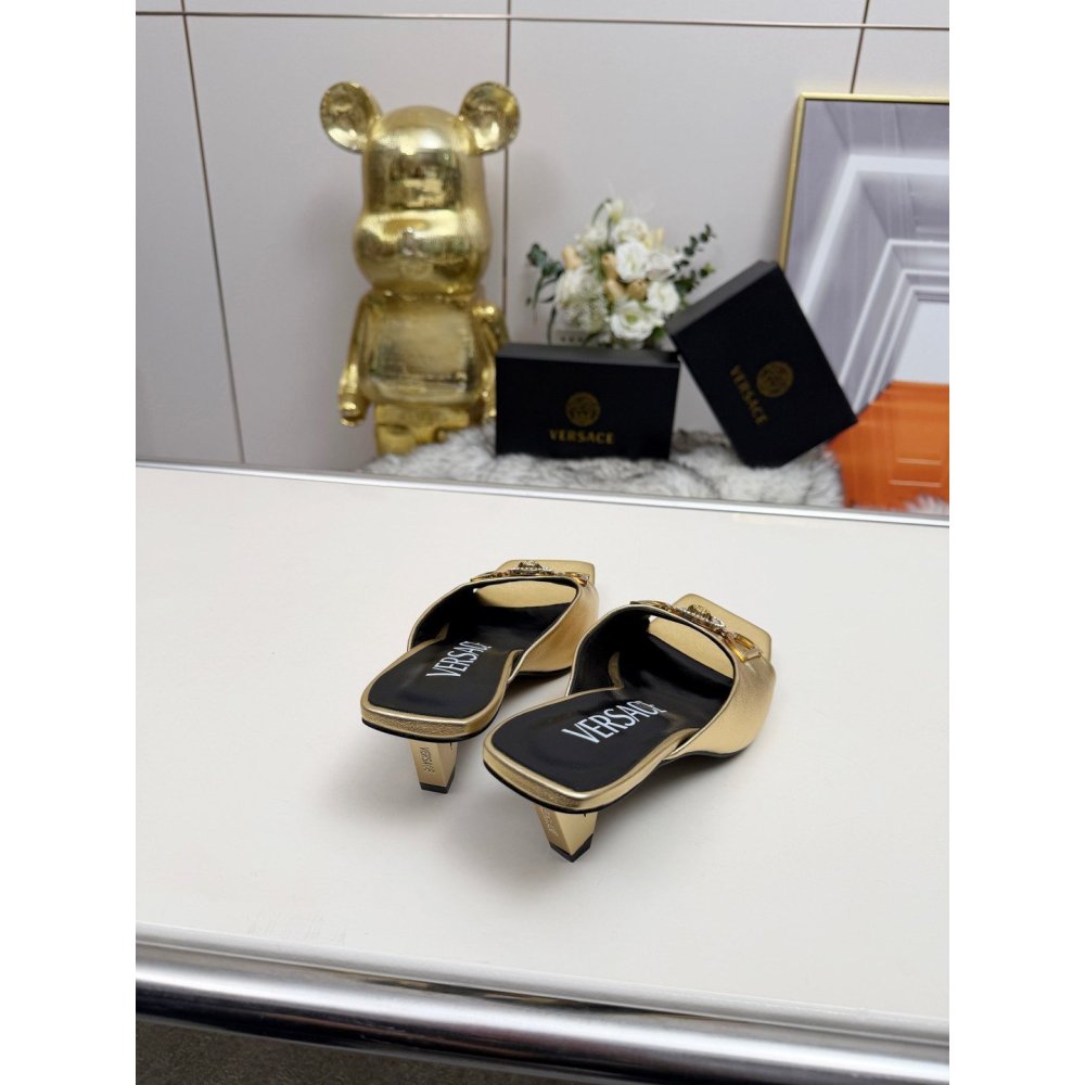 Versace slippers 126,Versace Slides,Slides Slippers,More Brands
