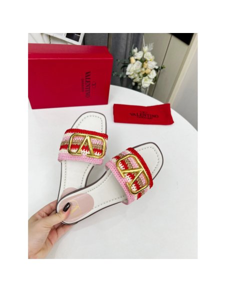 Valentino slippers 109,Valentino Slippers,Slides Slippers,More Brands