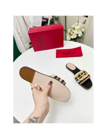 Valentino slippers 111,Valentino Slippers,Slides Slippers,More Brands