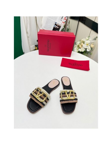 Valentino slippers 111,Valentino Slippers,Slides Slippers,More Brands