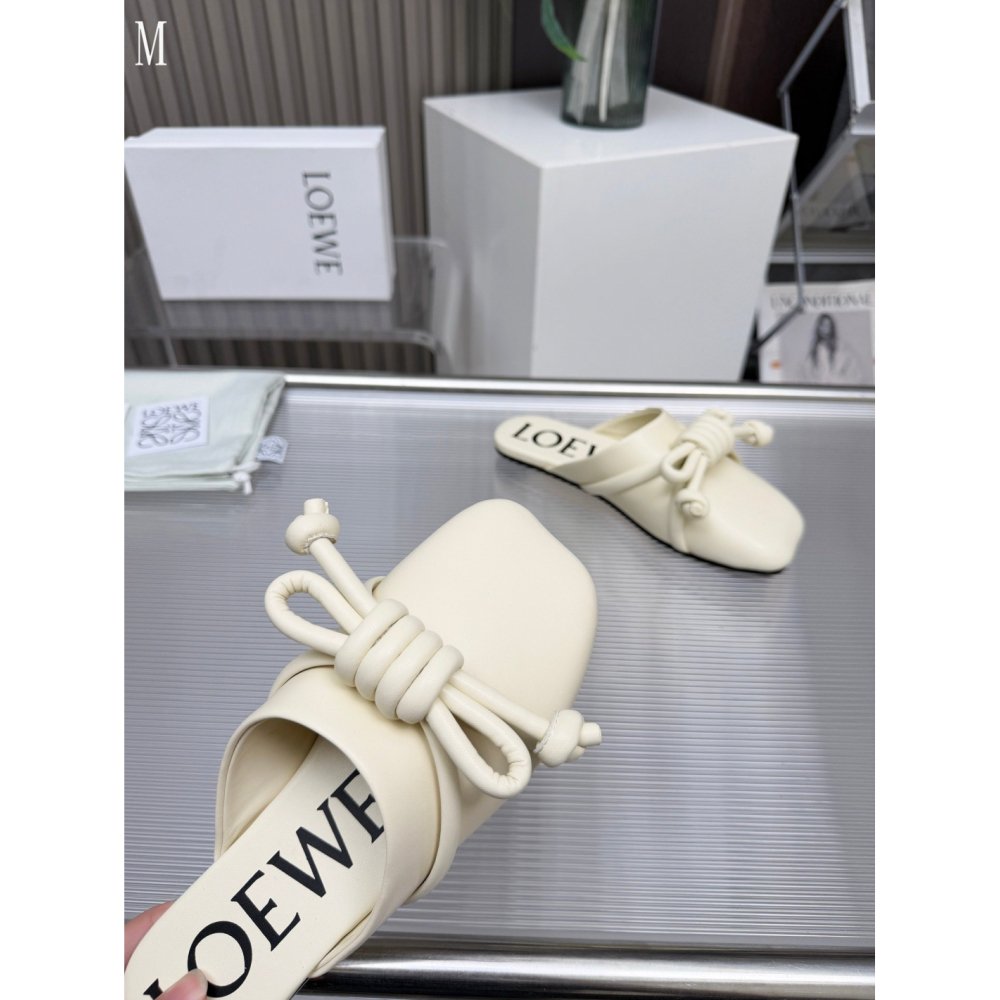 LOEWE Slippers 006,Loewe Slippers,Slides Slippers,More Brands