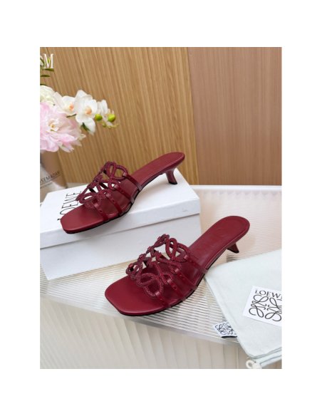 LOEWE Slippers 015,Loewe Slippers,Slides Slippers,More Brands