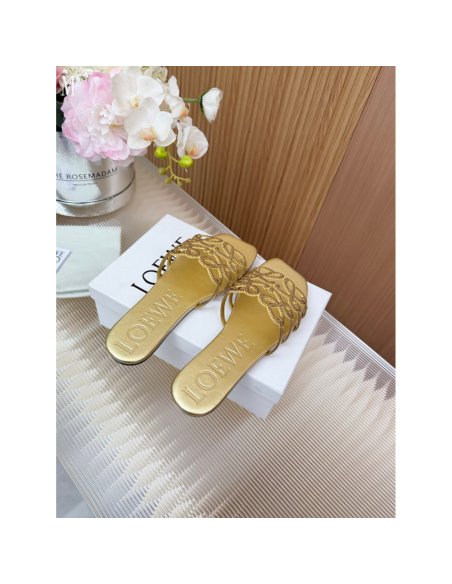 LOEWE Slippers 021,Loewe Slippers,Slides Slippers,More Brands