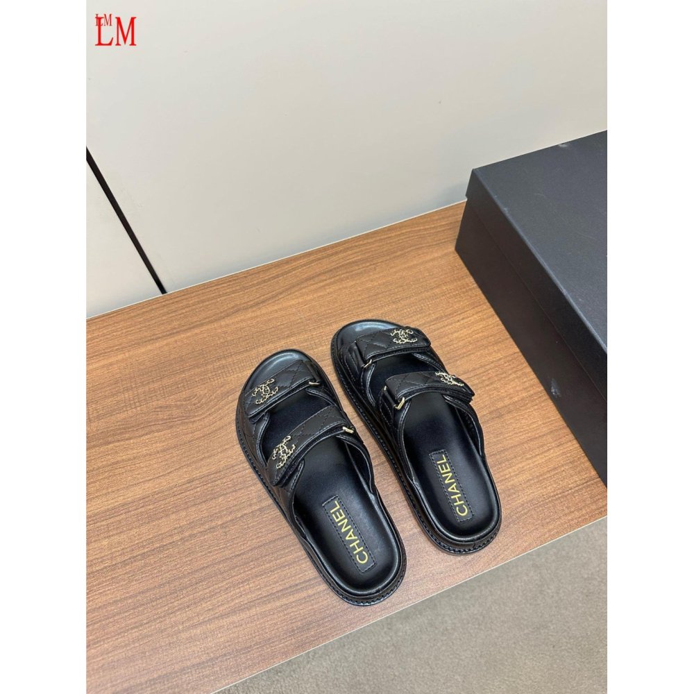 Chanel Slippers 010,Chanel Slippers,Slides Slippers,More Brands