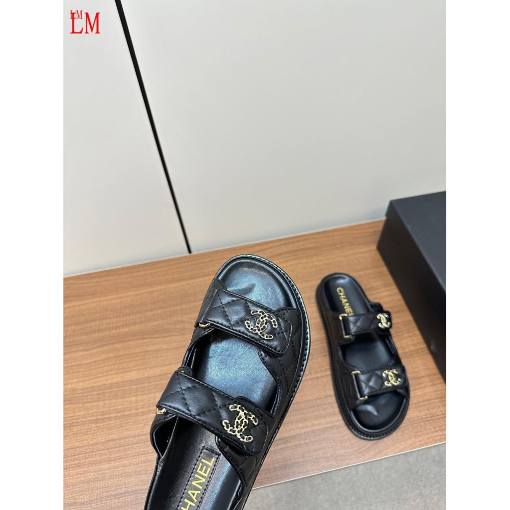 Chanel Slippers 010,Chanel Slippers,Slides Slippers,More Brands