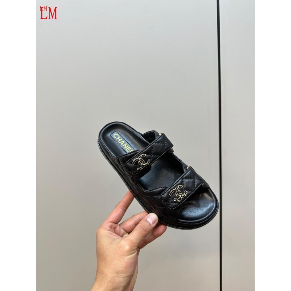 Chanel Slippers 010,Chanel Slippers,Slides Slippers,More Brands