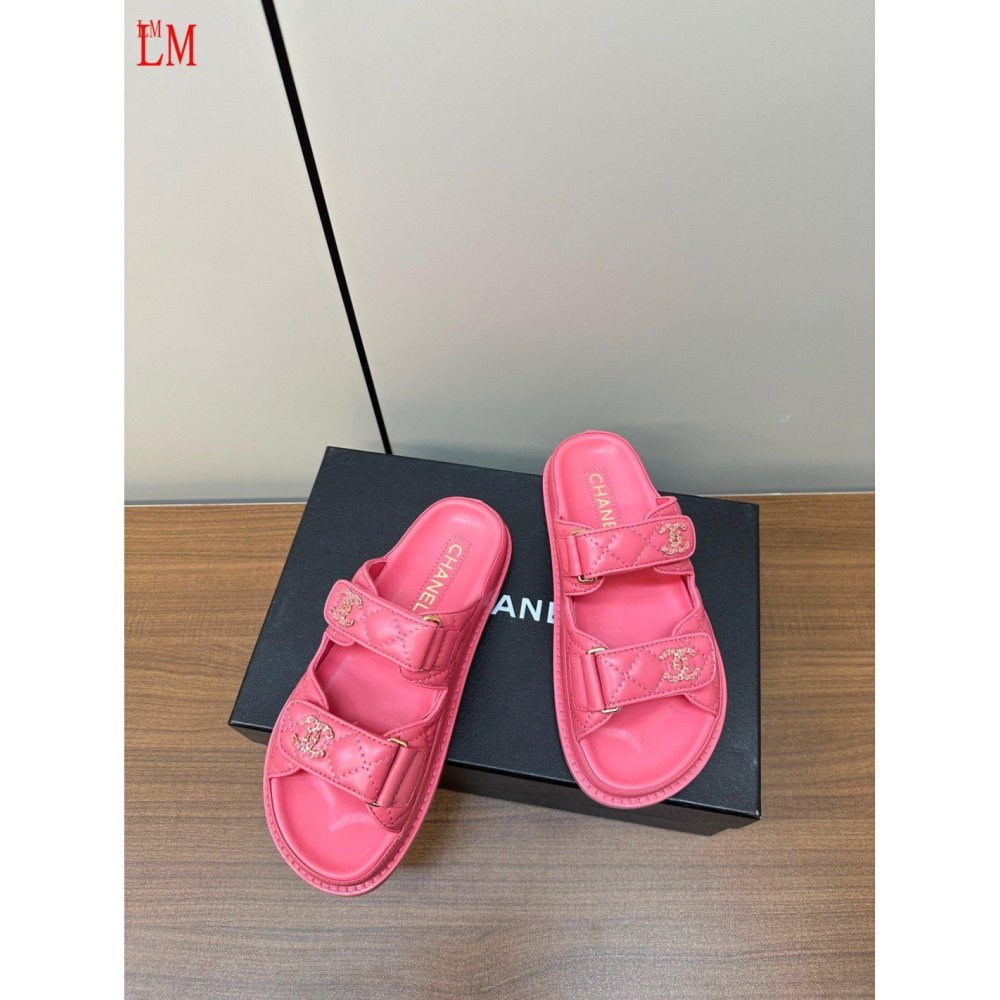 Chanel Slippers 017,Chanel Slippers,Slides Slippers,More Brands