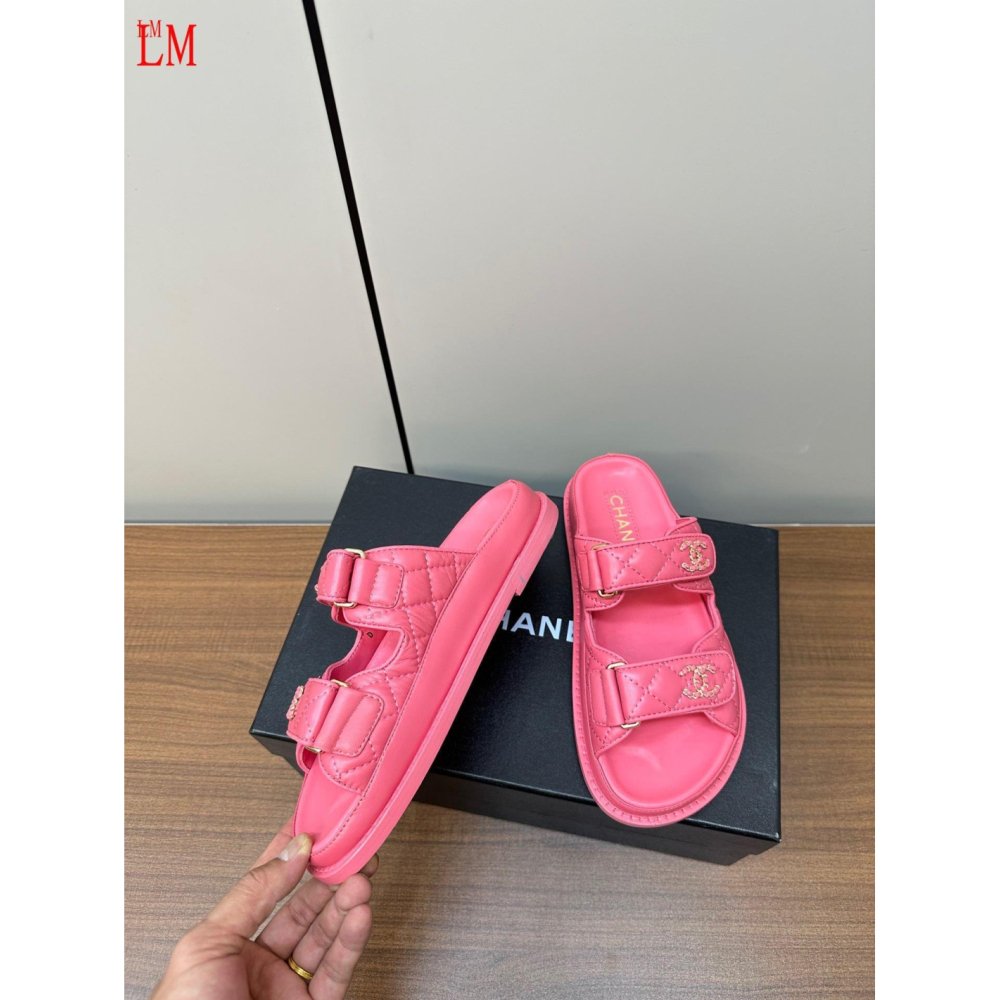 Chanel Slippers 017,Chanel Slippers,Slides Slippers,More Brands