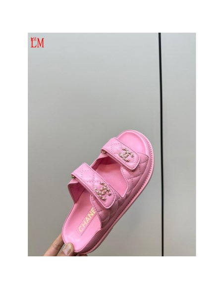 Chanel Slippers 018,Chanel Slippers,Slides Slippers,More Brands