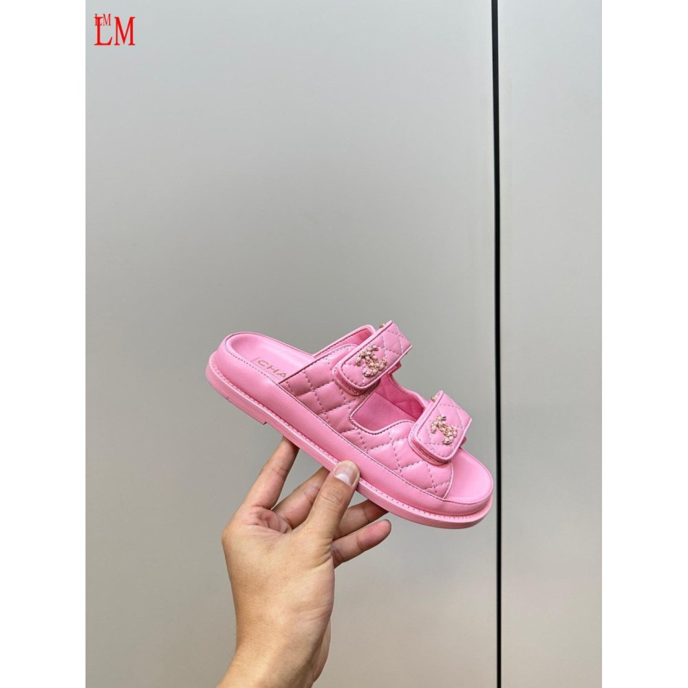 Chanel Slippers 018,Chanel Slippers,Slides Slippers,More Brands