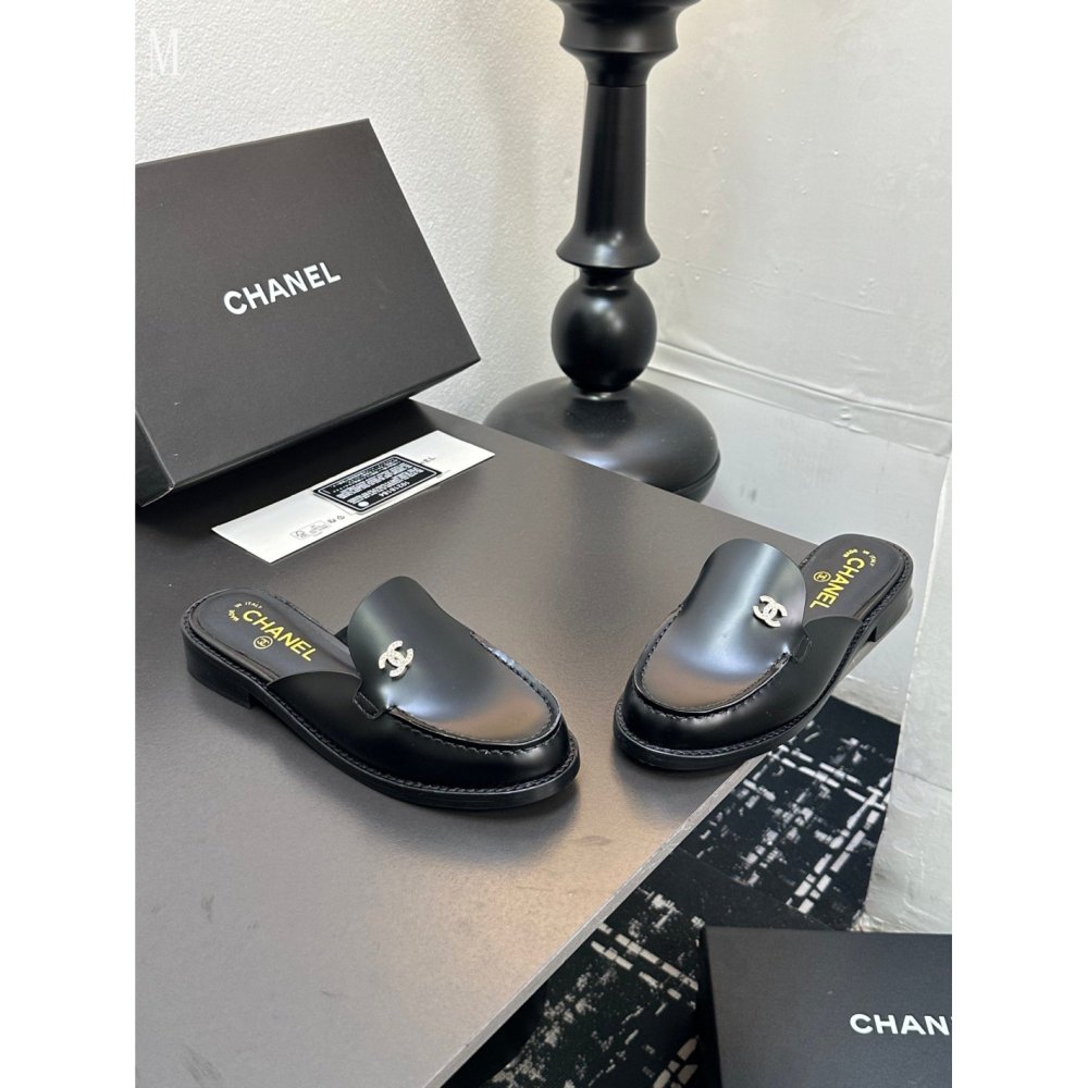 Chanel Slippers 025,Chanel Slippers,Slides Slippers,More Brands