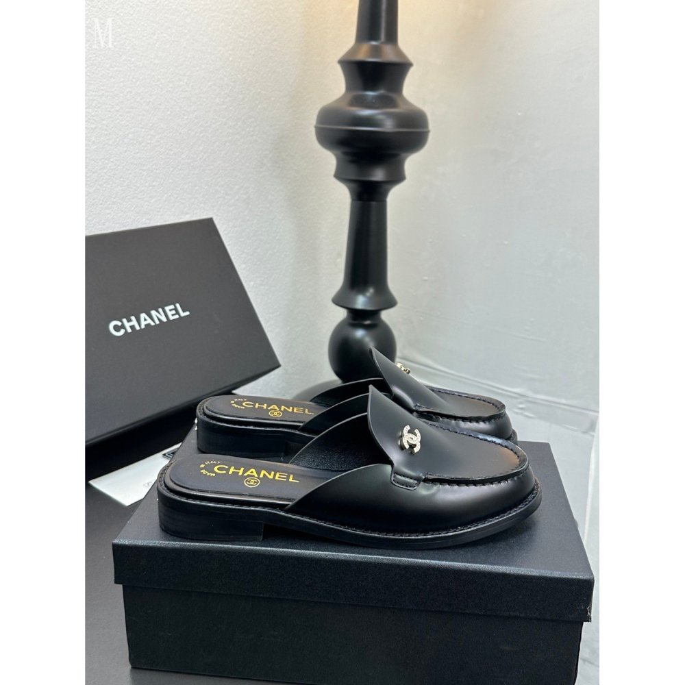 Chanel Slippers 025,Chanel Slippers,Slides Slippers,More Brands
