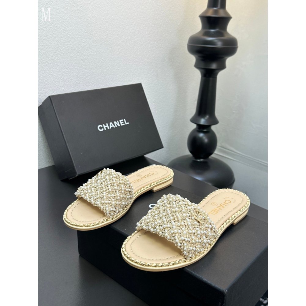 Chanel Slippers 036,Chanel Slippers,Slides Slippers,More Brands