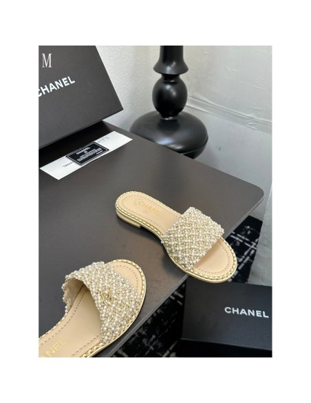 Chanel Slippers 036,Chanel Slippers,Slides Slippers,More Brands