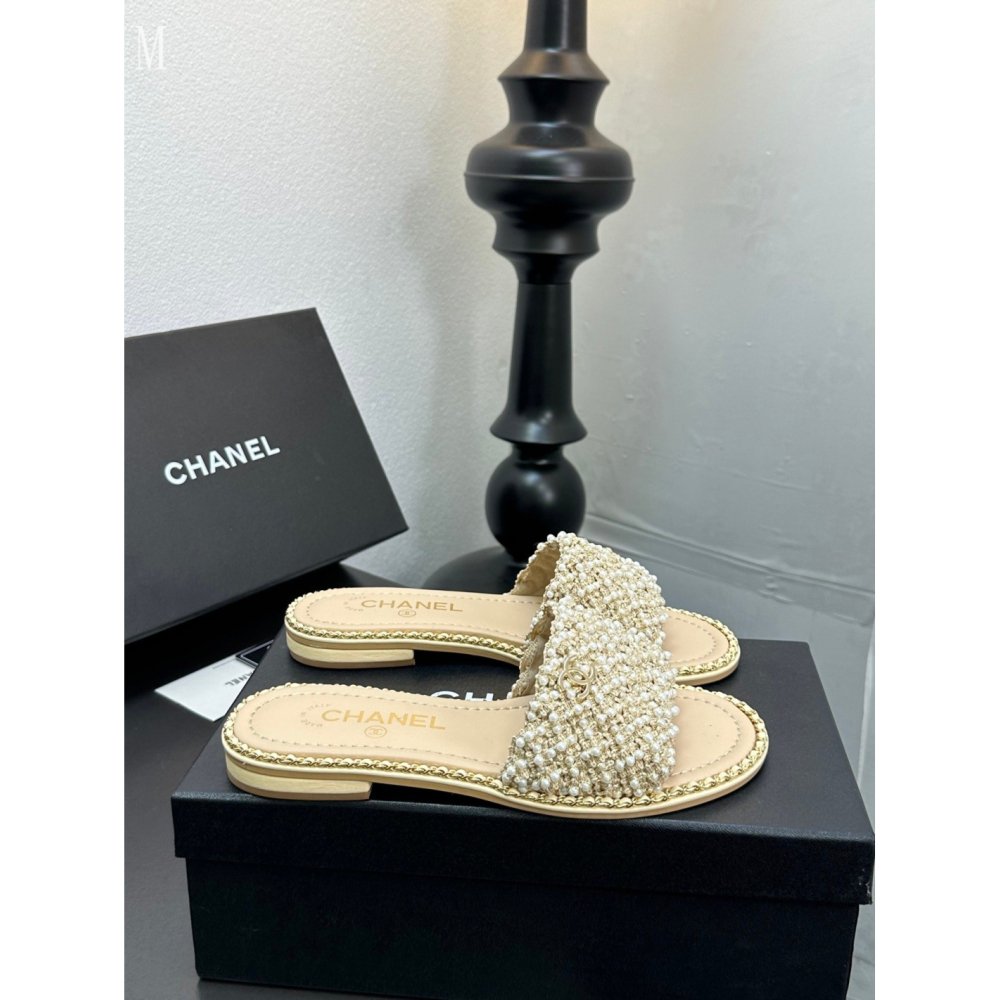 Chanel Slippers 036,Chanel Slippers,Slides Slippers,More Brands