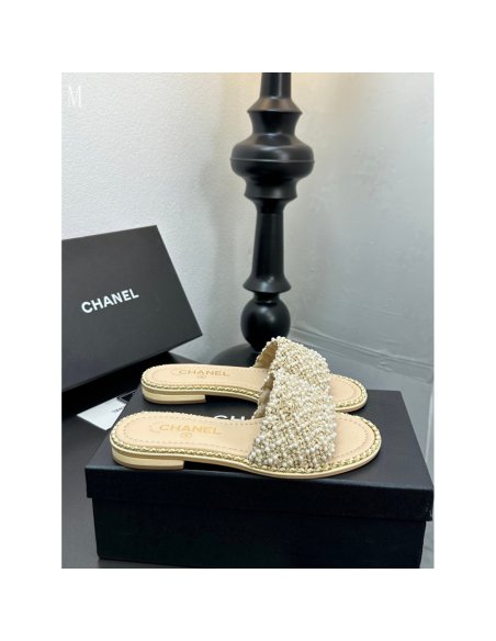 Chanel Slippers 036,Chanel Slippers,Slides Slippers,More Brands