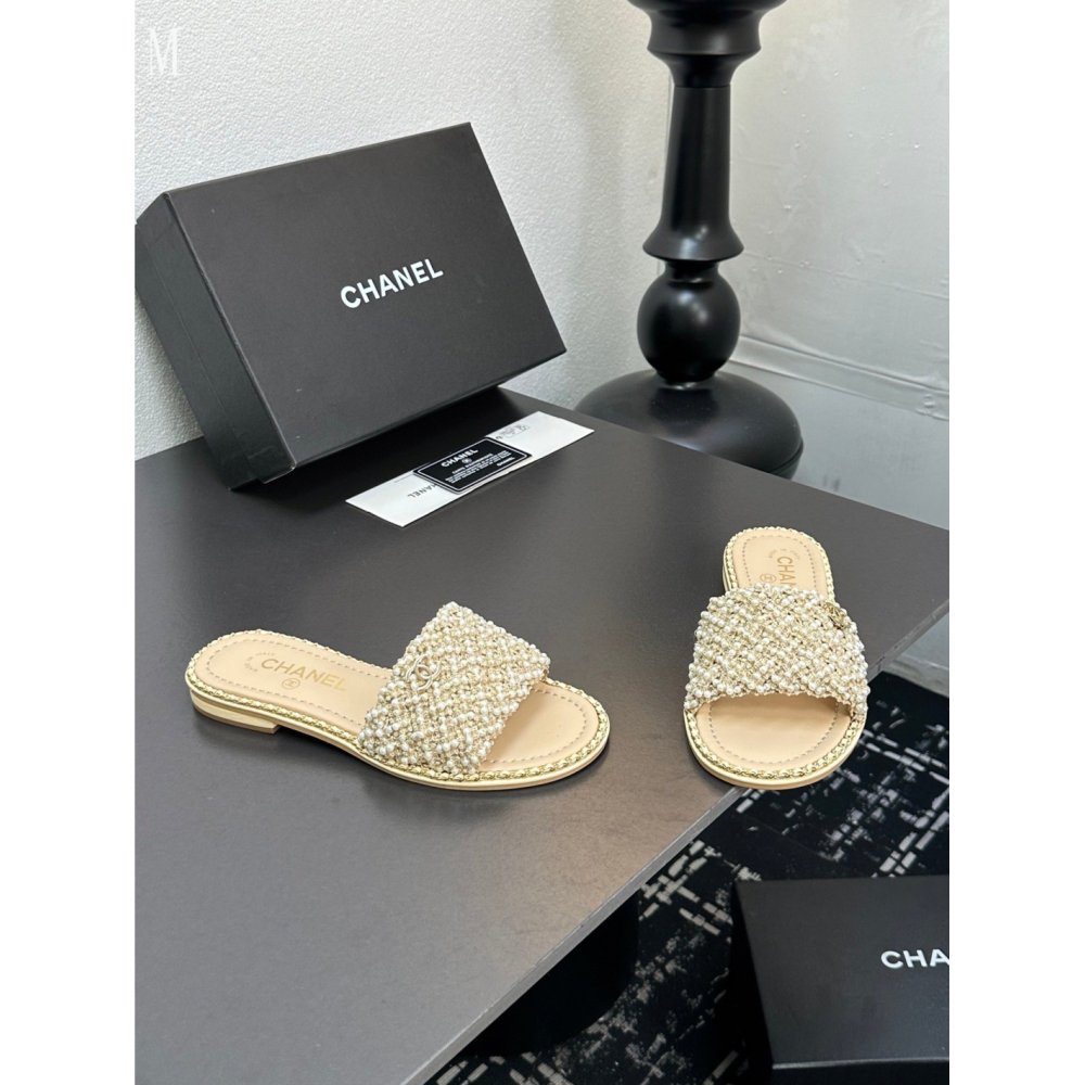 Chanel Slippers 036,Chanel Slippers,Slides Slippers,More Brands