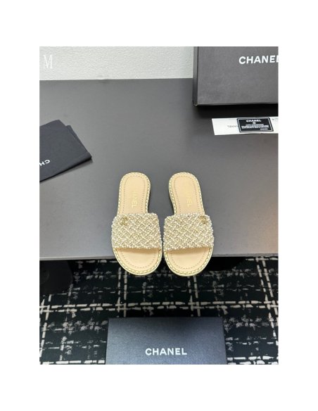 Chanel Slippers 036,Chanel Slippers,Slides Slippers,More Brands