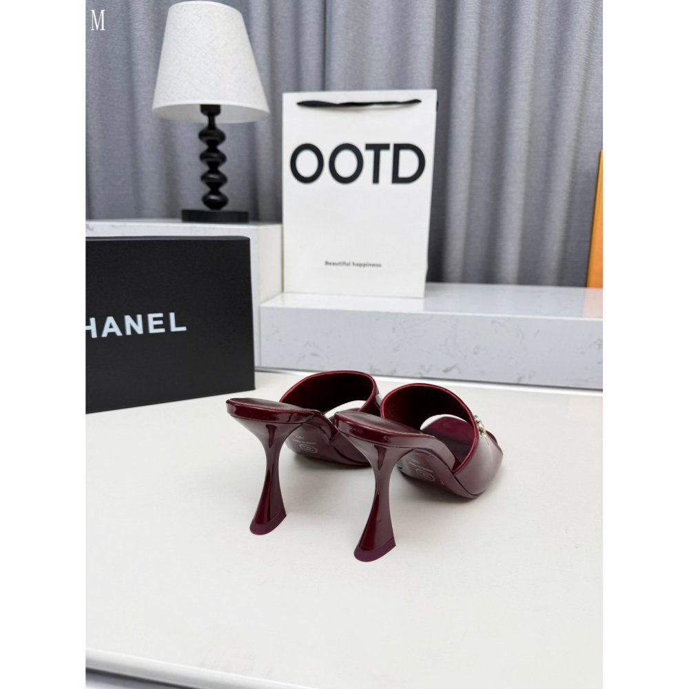 Chanel Slippers 137,Chanel Slippers,Slides Slippers,More Brands