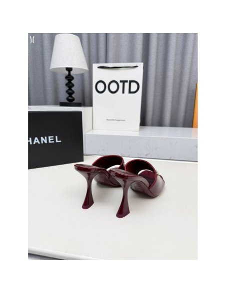 Chanel Slippers 137,Chanel Slippers,Slides Slippers,More Brands