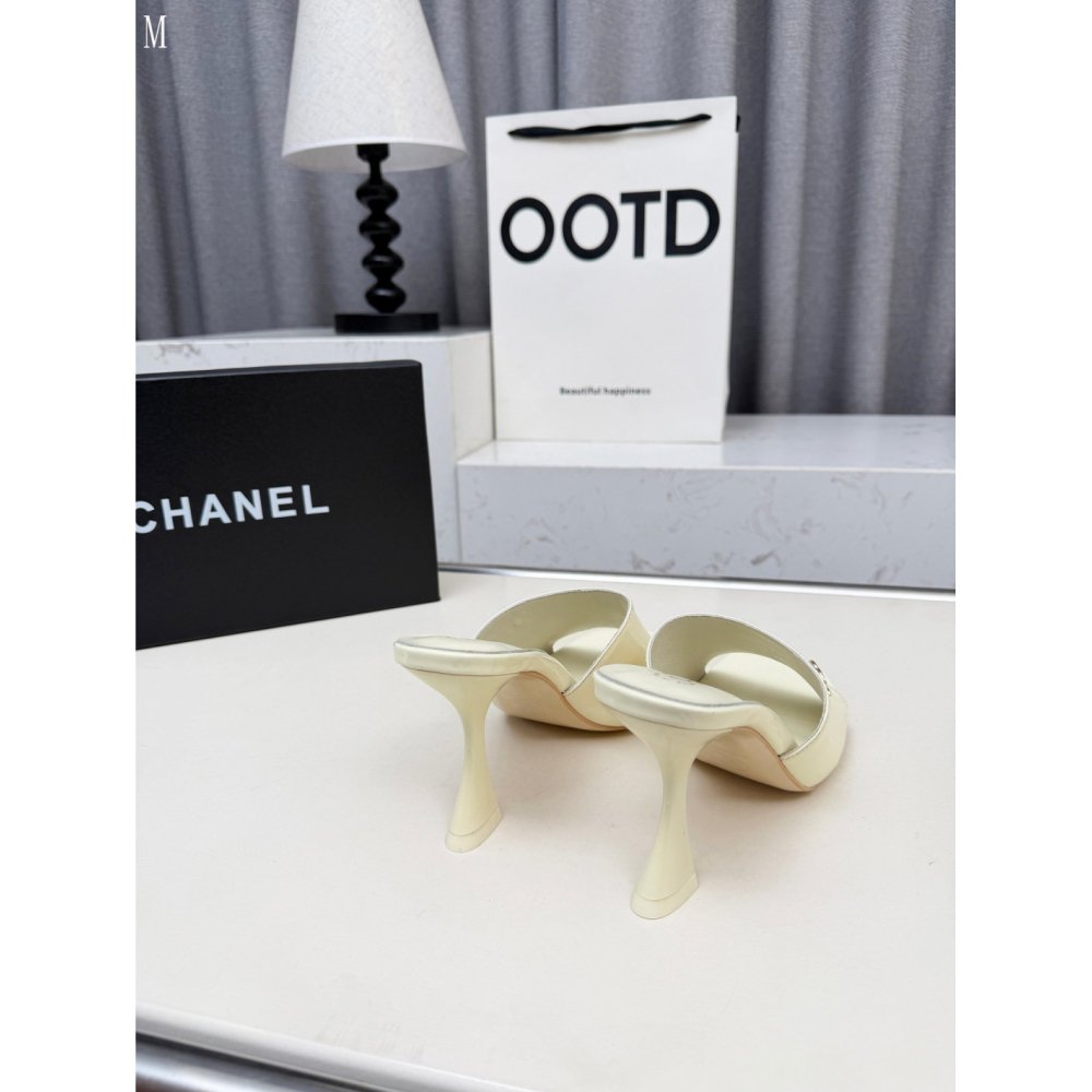 Chanel Slippers 139,Chanel Slippers,Slides Slippers,More Brands
