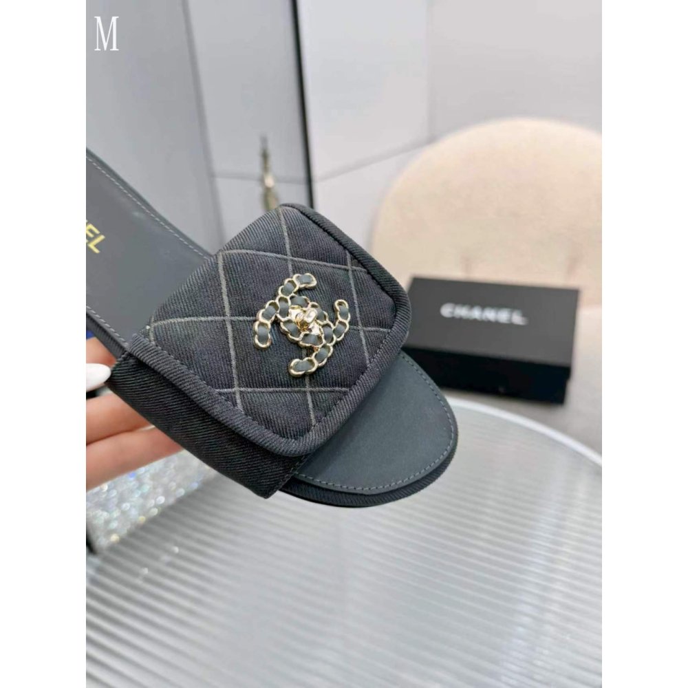 Chanel Slippers 192,Chanel Slippers,Slides Slippers,More Brands