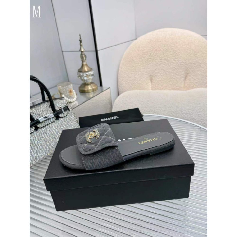Chanel Slippers 192,Chanel Slippers,Slides Slippers,More Brands