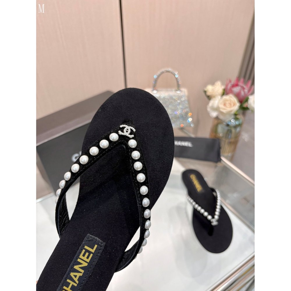 Chanel Slippers 211,Chanel Slippers,Slides Slippers,More Brands