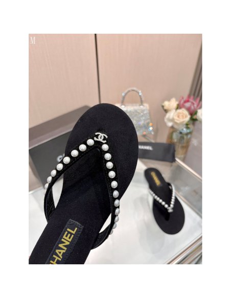 Chanel Slippers 211,Chanel Slippers,Slides Slippers,More Brands
