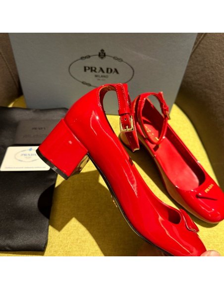 Cheap Reps Prada Pumps 35mm in Red Patent Leather