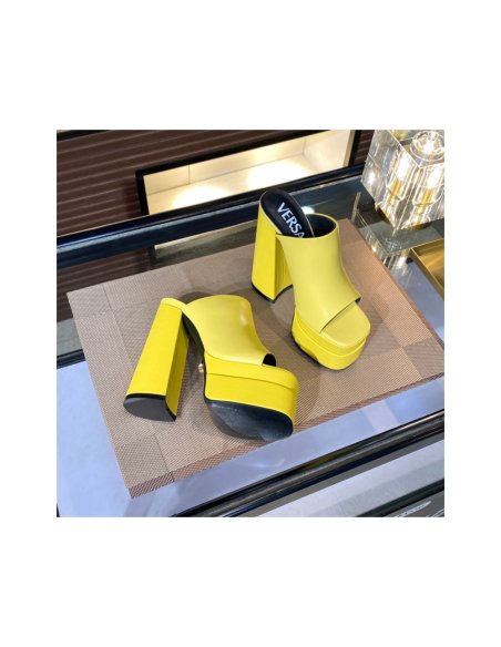 Versace slippers 009,Versace Slides,Slides Slippers,More Brands