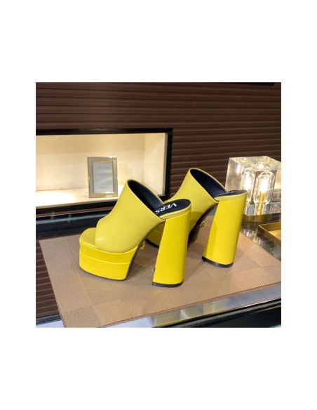 Versace slippers 009,Versace Slides,Slides Slippers,More Brands