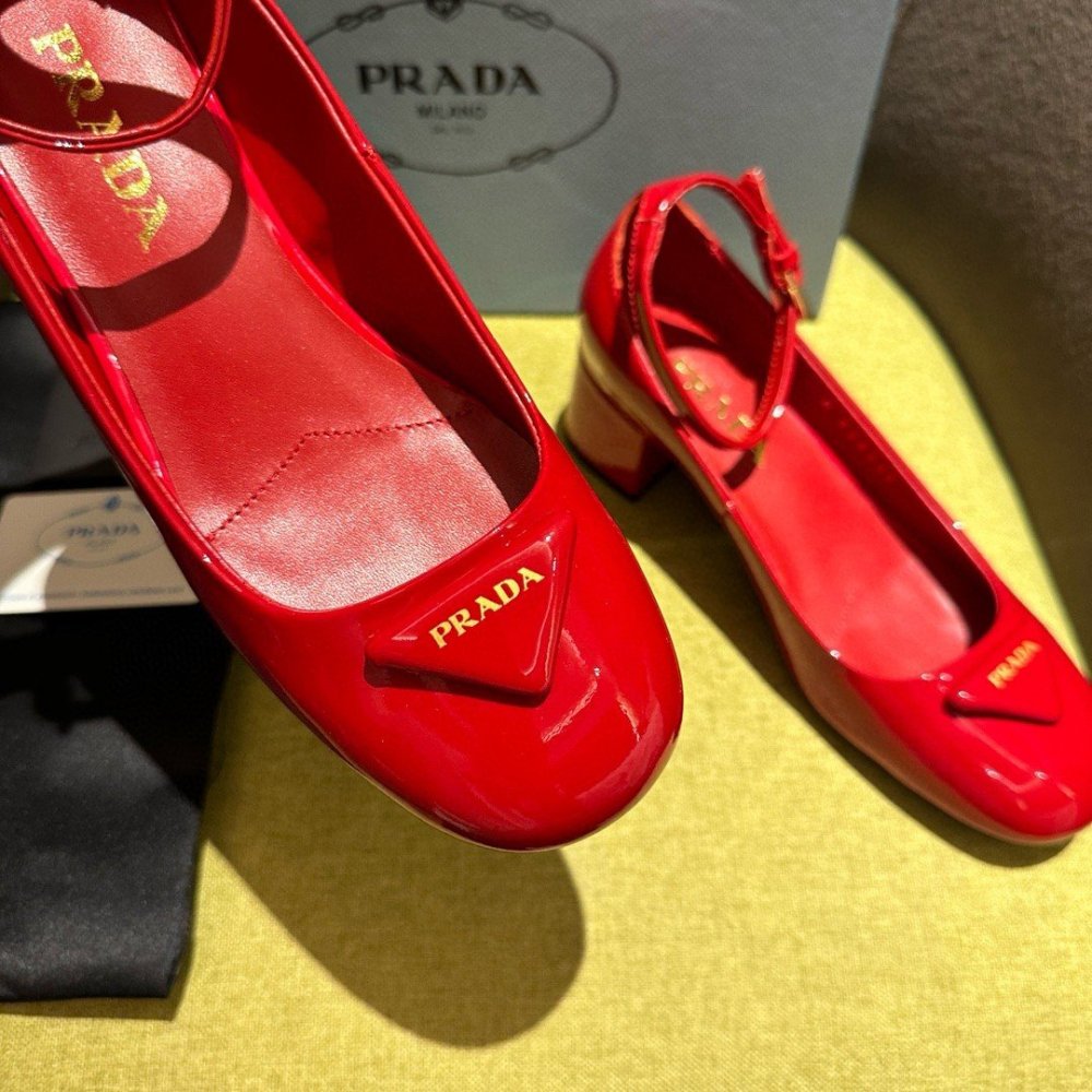 Cheap Reps Prada Pumps 35mm in Red Patent Leather