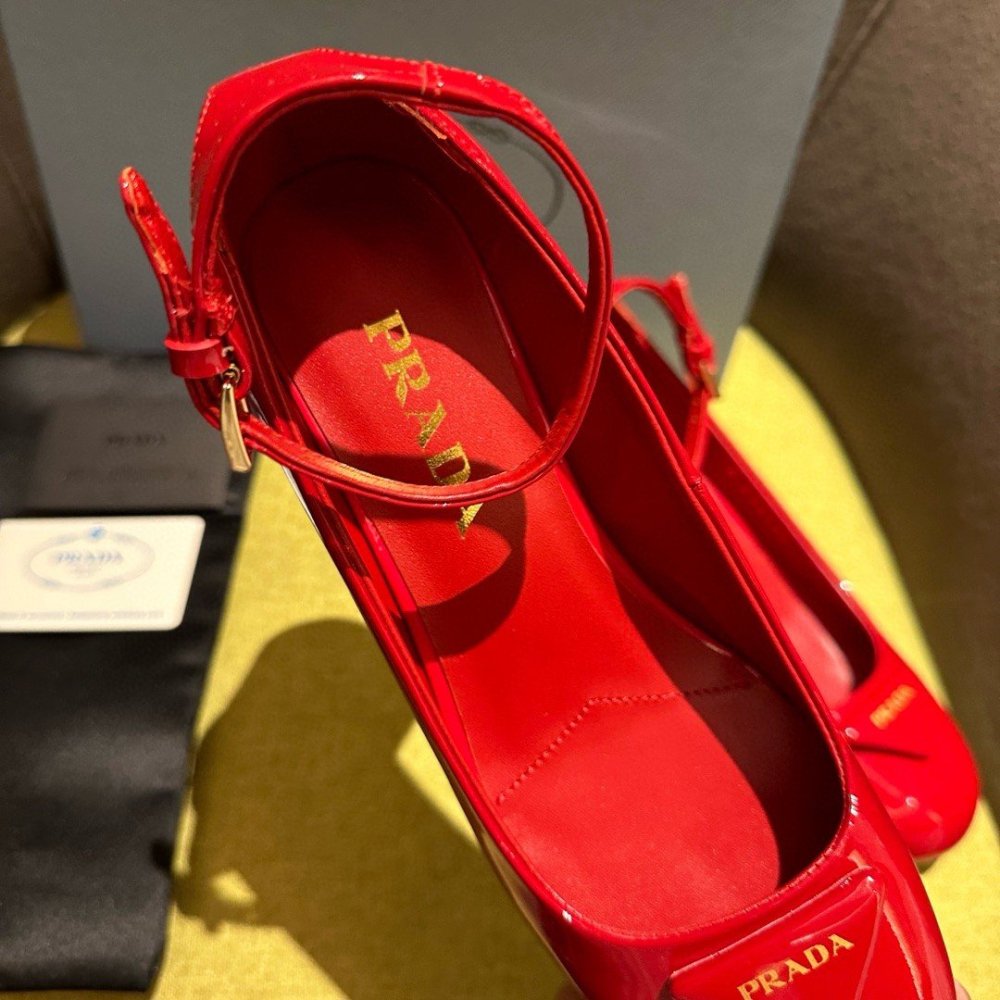 Cheap Reps Prada Pumps 35mm in Red Patent Leather