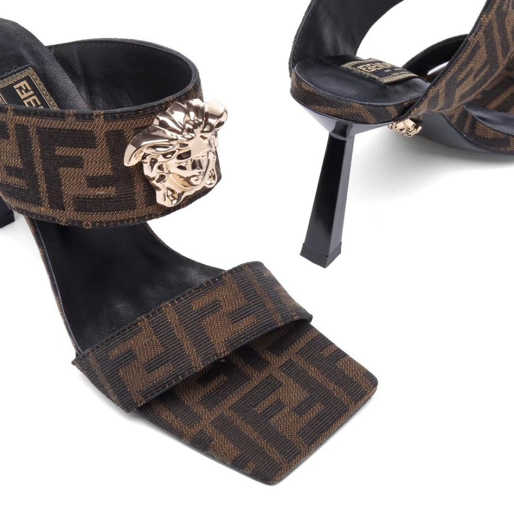 Versace slippers 050,Versace Slides,Slides Slippers,More Brands