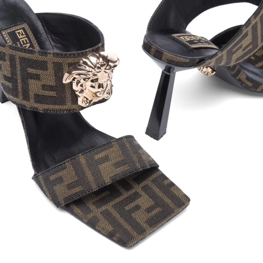 Versace slippers 051,Versace Slides,Slides Slippers,More Brands