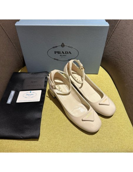 Cheap Reps Prada Pumps 35mm in White Patent Leather