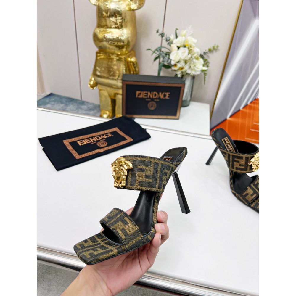Versace slippers 055,Versace Slides,Slides Slippers,More Brands