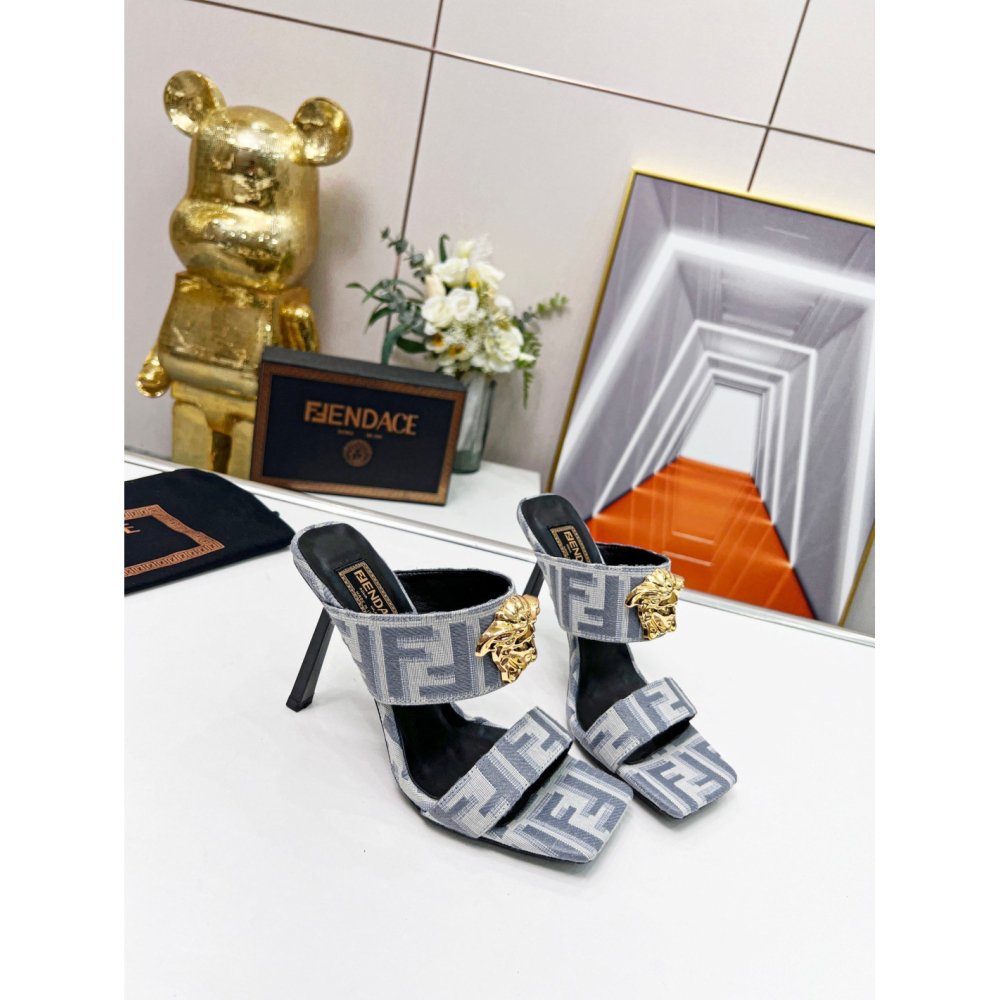 Versace slippers 059,Versace Slides,Slides Slippers,More Brands