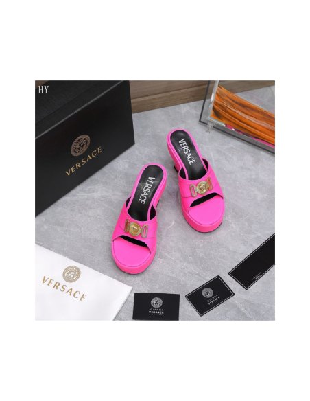 Versace slippers 077,Versace Slides,Slides Slippers,More Brands