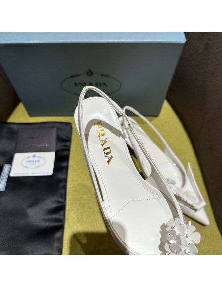 Cheap Reps Prada Pumps 45mm in White Leather with Floral Appliques