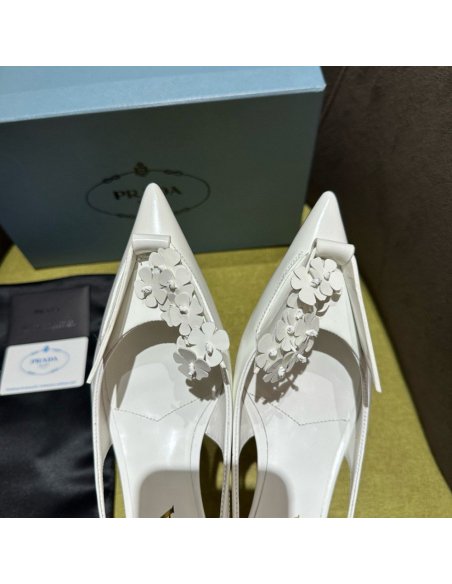 Cheap Reps Prada Pumps 45mm in White Leather with Floral Appliques